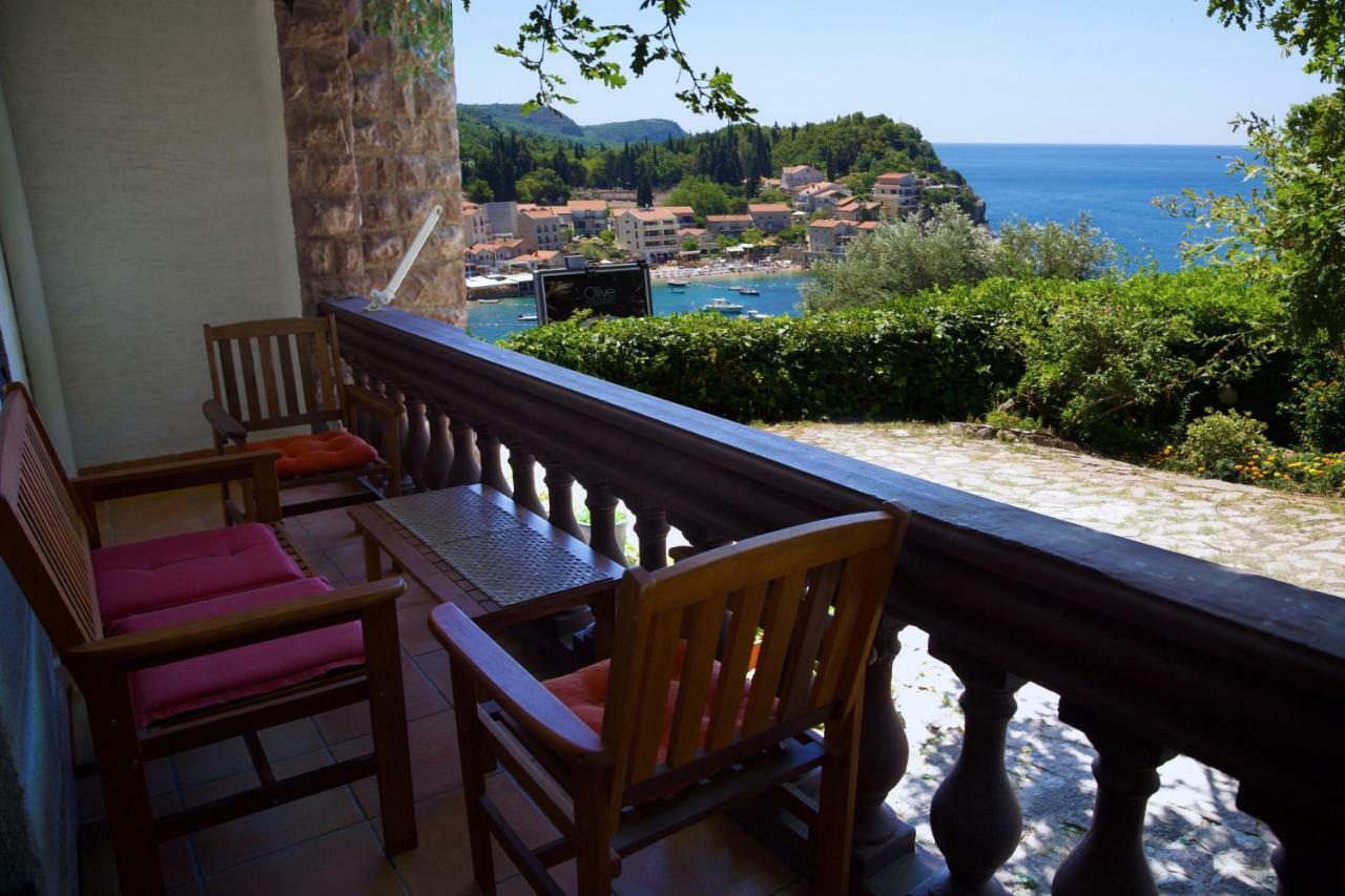 Villa Sara Guesthouse Sveti Stefan Exterior foto